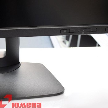 HP Z Display Z24i
