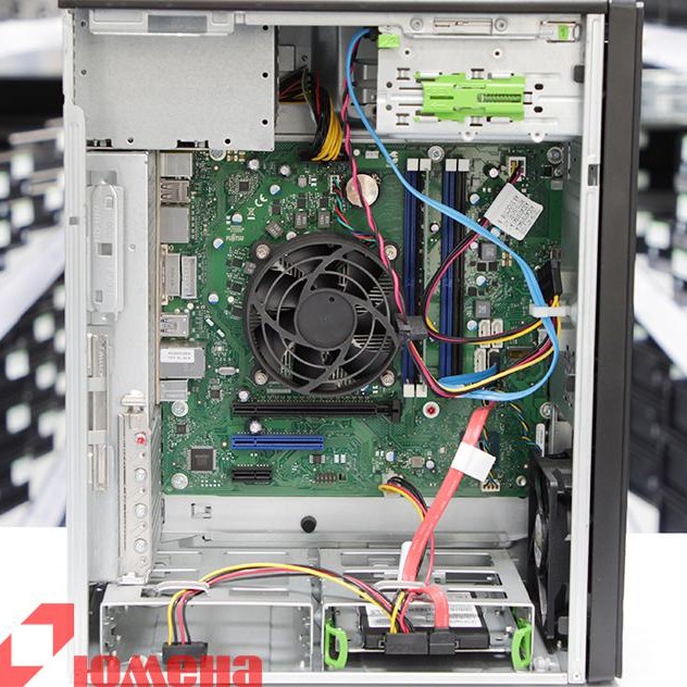Fujitsu Esprimo P758
