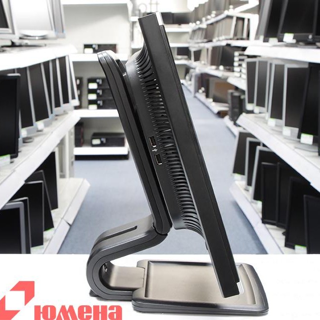 HP Compaq LA2405x
