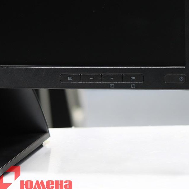 HP Z Display Z23i